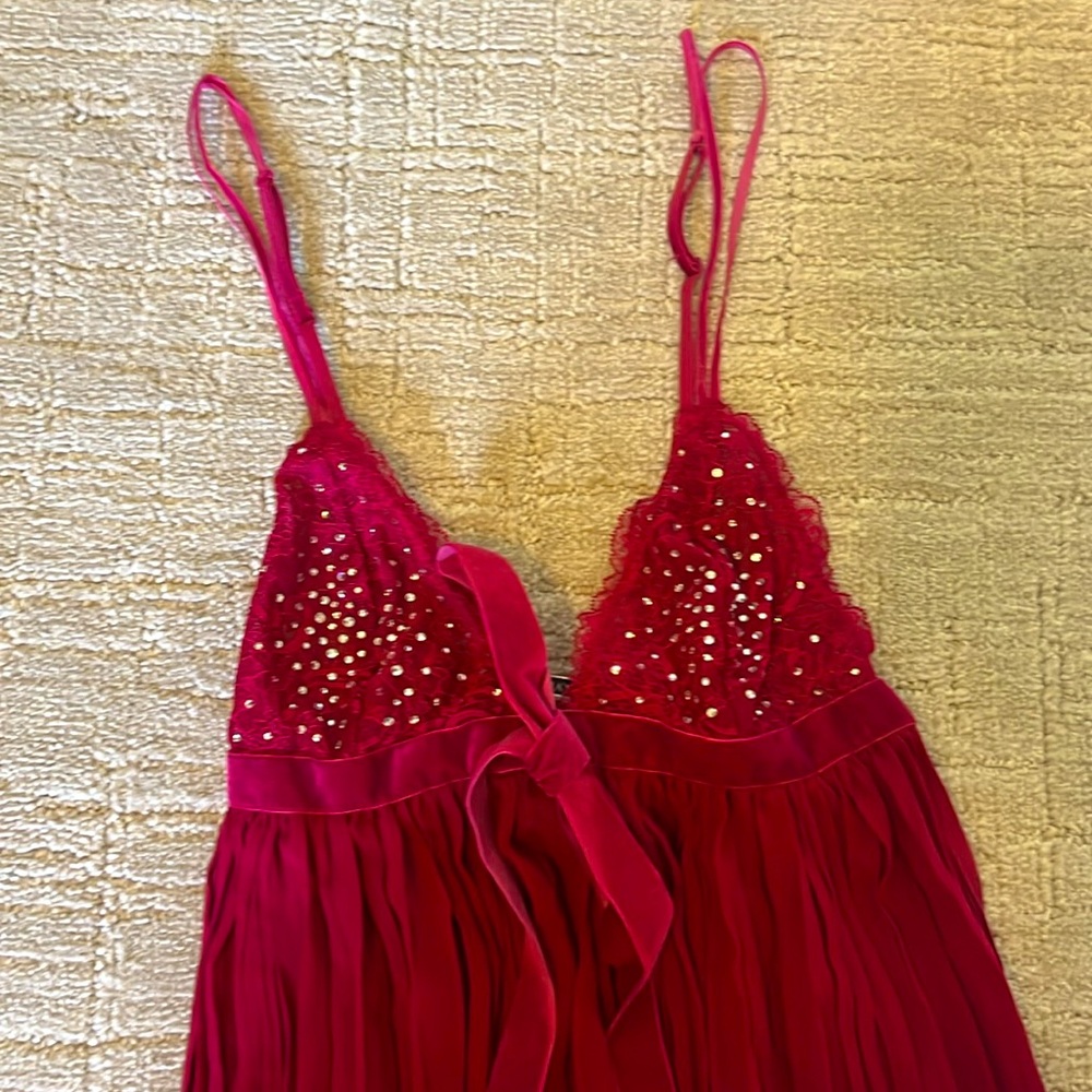 NWT Victorias Secret Cami & Thong Set - Picture 3 of 6
